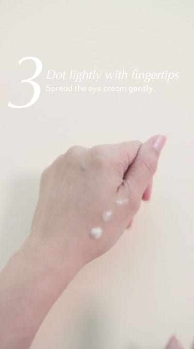 Tutorial: How to use Eye Cream